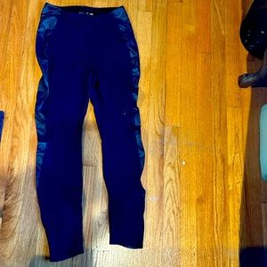 Lysse leggings NWOT size Medium-Navy Blue